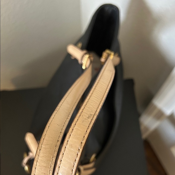 Michael Kors Black and Tan Leather Tote - Picture 7 of 14